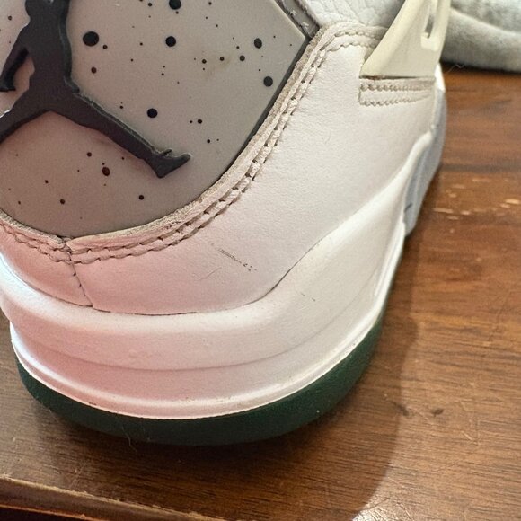 Jordan Women's Jordan 4 Rasta Green - Picture 13 of 16